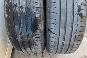 2 gomme Bridgestone estive 225/55R17