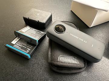 Insta360 ONE X2 camera 360° completa + 2 batterie