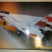 F14 TOMCAT 1/48 kit modellismo - del 1983 -Top Gun