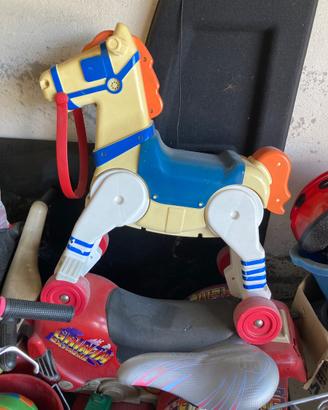 Cavallo cavalcabile chicco