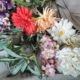 Fiori artificiali come nuovi  