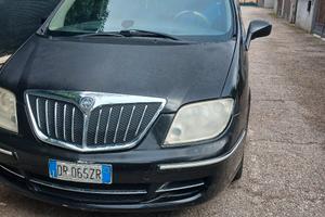 lancia phedra anno 2008