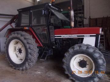 Trattore international 1055