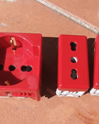 Prese 10/16a Gewiss System rosse