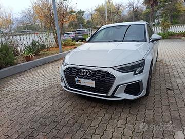 AUDI A3 SPB 30 g-tron S tronic S line edition