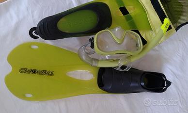 Kit SNORKELING, pinne, boccaglio, maschera