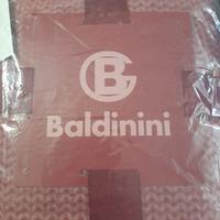 Plaid Baldinini rosa nuovo con cartellino.