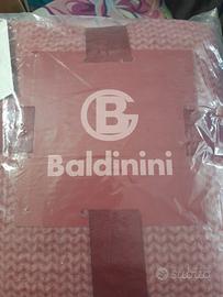 Plaid Baldinini rosa nuovo con cartellino.