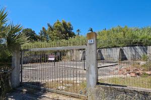Terreno con Piattaforma Attrezzata