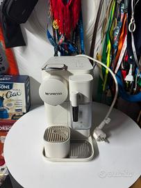 Macchina del caffè Lattissima Nespresso 