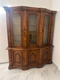 Credenza in ottime  condizioni stile barocco