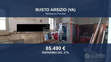 Immobile in asta di 236 m² con più di 5 locali a B