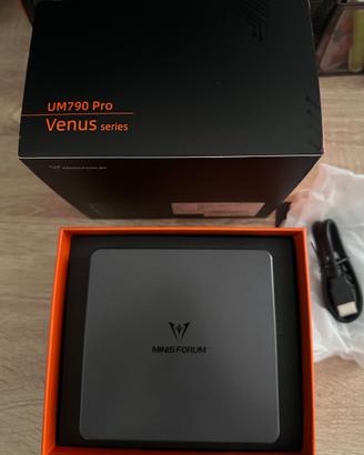 MINI PC MINIS FORUM UM790 PRO - Venus Series