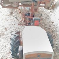 Motocoltivatore Antonio Carraro+ Attrezzi Agricoli