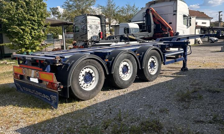 Semirimorchio Broshuis Portacontainer