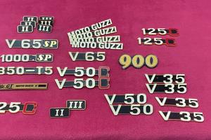 Fregi loghi originali serbatoio Moto Guzzi  Epoca