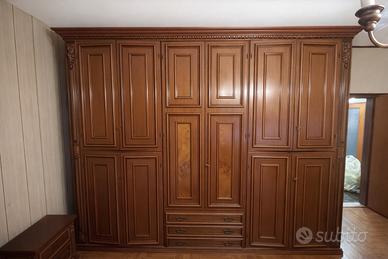 Camera da letto matrimoniale in legno massello