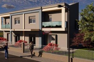 Villa di 185 m² con 5 locali e posto auto a Cesena