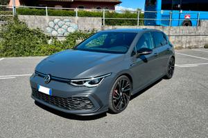 Volkswagen Golf 8 GTD prezzo valido entro 14/8
