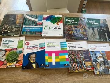 Libri di 5 per il Lic Carducci SCIENZE UMANE.