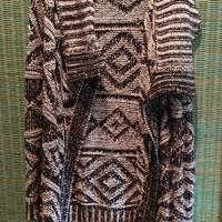 Cardigan lungo bianco e nero