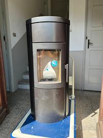 Stufa a Pellet NUOVA MAI USATA - Ultra Silenziosa