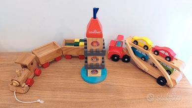 Giochi in legno: torre, trenino e bisarca