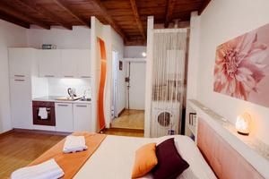 Monolocale nuovo arredato