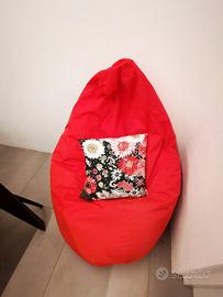 Pouf a sacco rosso + cuscino Ikea in tinta