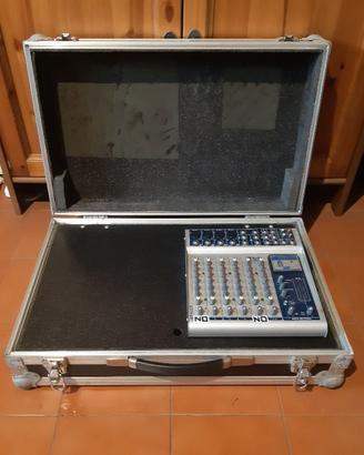 Mixer audio tools dj 8 canali con fly flight case