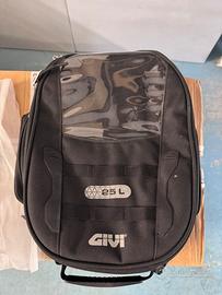 Borsa serbatoio givi tanklocked UT810 25 litri
