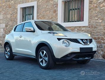 Nissan Juke 1.6 GPL Acenta