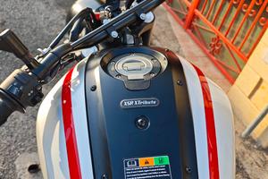 Yamaha xsr 700 tribute