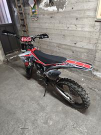 moto cross 250 cc
