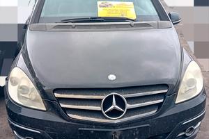 ricambi vari mercedes classe b 180