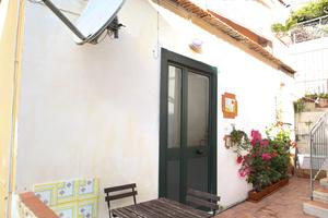 Graziosa casa con giardino
