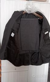 completo uomo vestito 