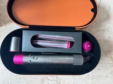 Dyson airwrap