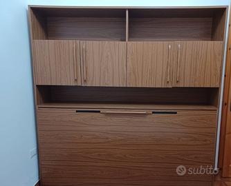 mobile con annesso letto