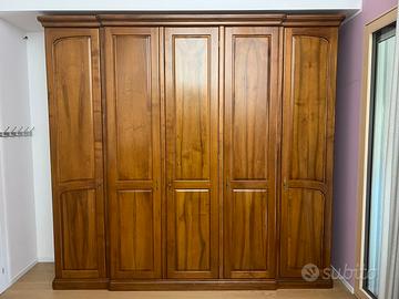 Armadio in legno massiccio noce nazionale