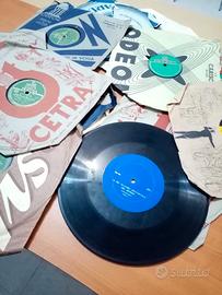 12 VINILI ANTICHI risalenti agli anni 1940 e ‘50