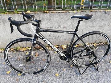 Bicicletta Endurance Cannondale Synapse