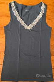 Canottiera intima da donna