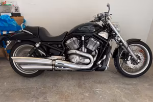 Harley Davidson v rod VRSCB