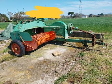 Pressa imballatrice Gallignani legatura a Ve spago