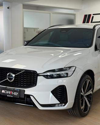 VOLVO XC60 (2017-->) XC60 B4 (d) AWD Geartronic...