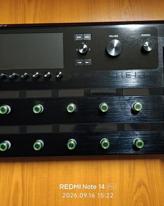 LINE 6 HELIX FLOOR + caps footswitch