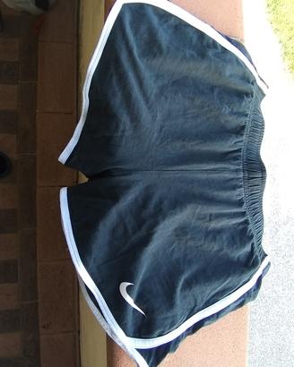 short nike ragazza L