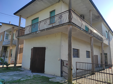 Casa e laboratorio a Gaiba