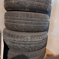 Cerchi in lega 16" originali Volkswagen.